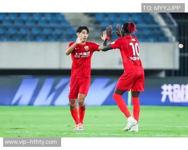 吕文君时隔三个月重返亚冠赛场分享出战照片期待再创辉煌 吕文君时隔三个月重返亚冠赛场分享出战照片期待再创辉煌