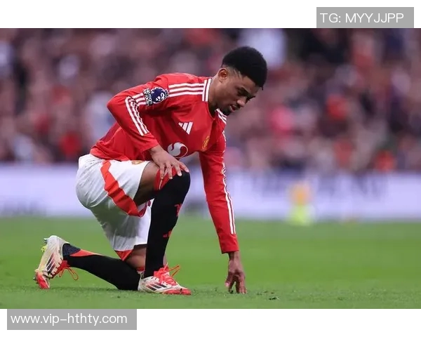 曼联期待利马在今年内重返赛场伤缺八个月的他仍在积极恢复中 曼联期待利马在今年内重返赛场伤缺八个月的他仍在积极恢复中