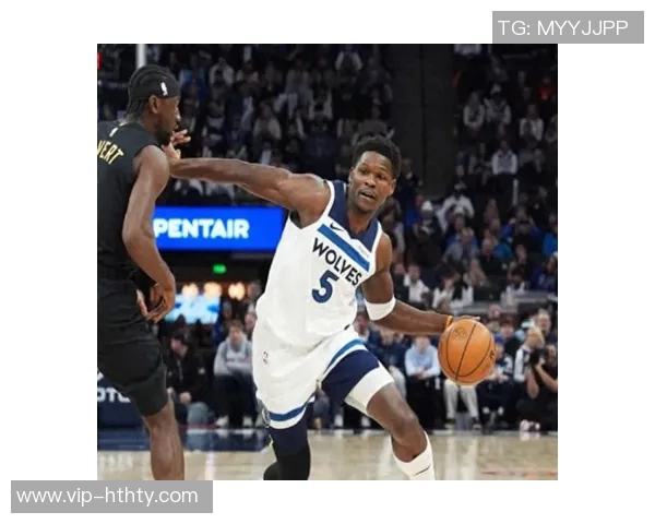 戈贝尔盛赞华子具备最佳防守阵容潜力能胜任各个位置的防守任务 戈贝尔盛赞华子具备最佳防守阵容潜力能胜任各个位置的防守任务