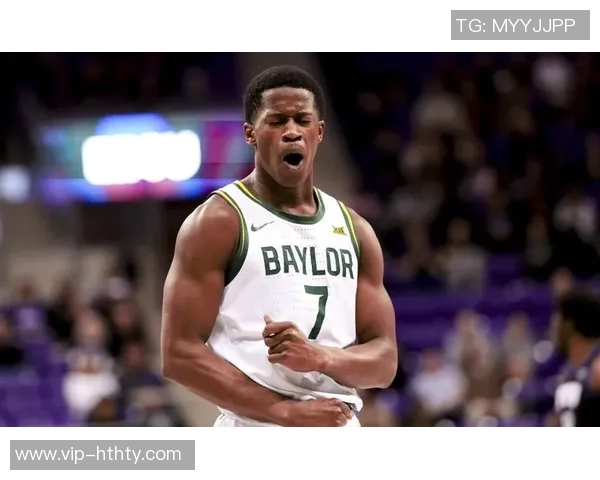 76人新星埃奇库姆表现出色15投6中斩获15分6篮板8助攻3抢断1盖帽 76人新星埃奇库姆表现出色15投6中斩获15分6篮板8助攻3抢断1盖帽