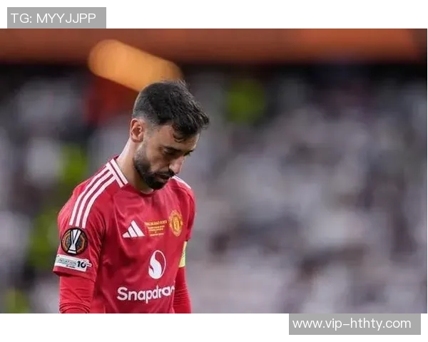 B费加盟曼联后英超进球数达66球成为中场球员之最