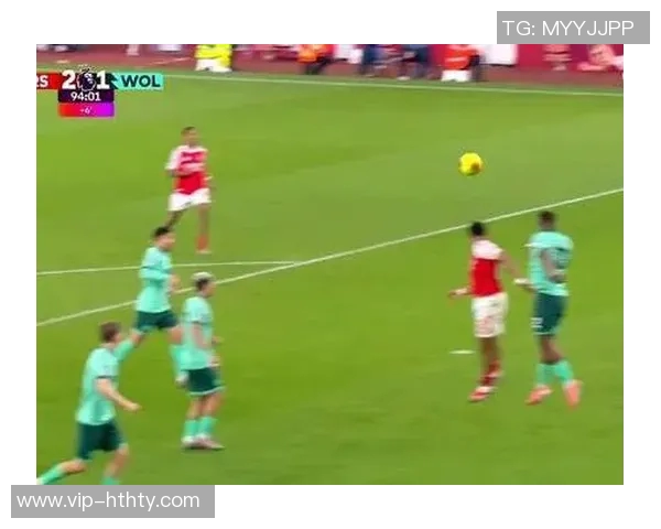 狼队三球领先却遭阿森纳绝杀精彩逆转引发热议